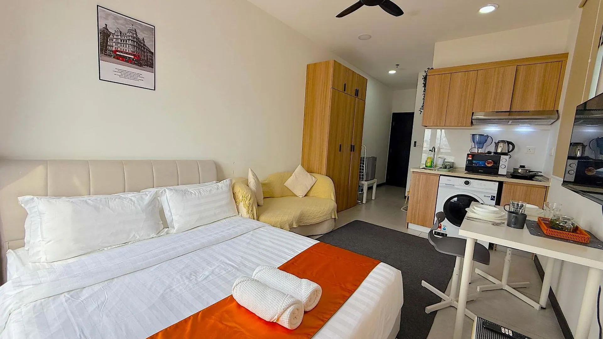 Neu Suites By Cozy Homes Near Gleneagles, Klcc & Lrt Kuala Lumpur Apartamento